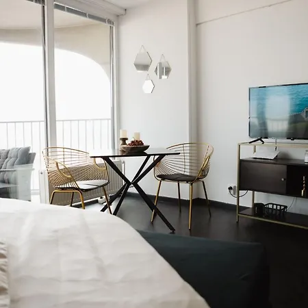 Hohes Apartment Mit Weitblick Ueber Augsburg Zewnętrze zdjęcie