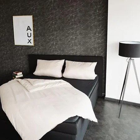 Hohes Apartment Mit Weitblick Ueber Augsburg Zewnętrze zdjęcie